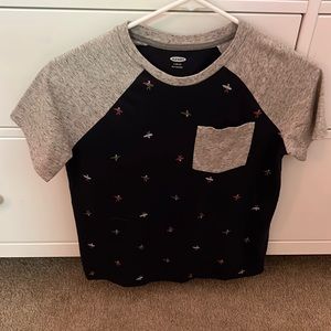 Old navy short sleeve shirt